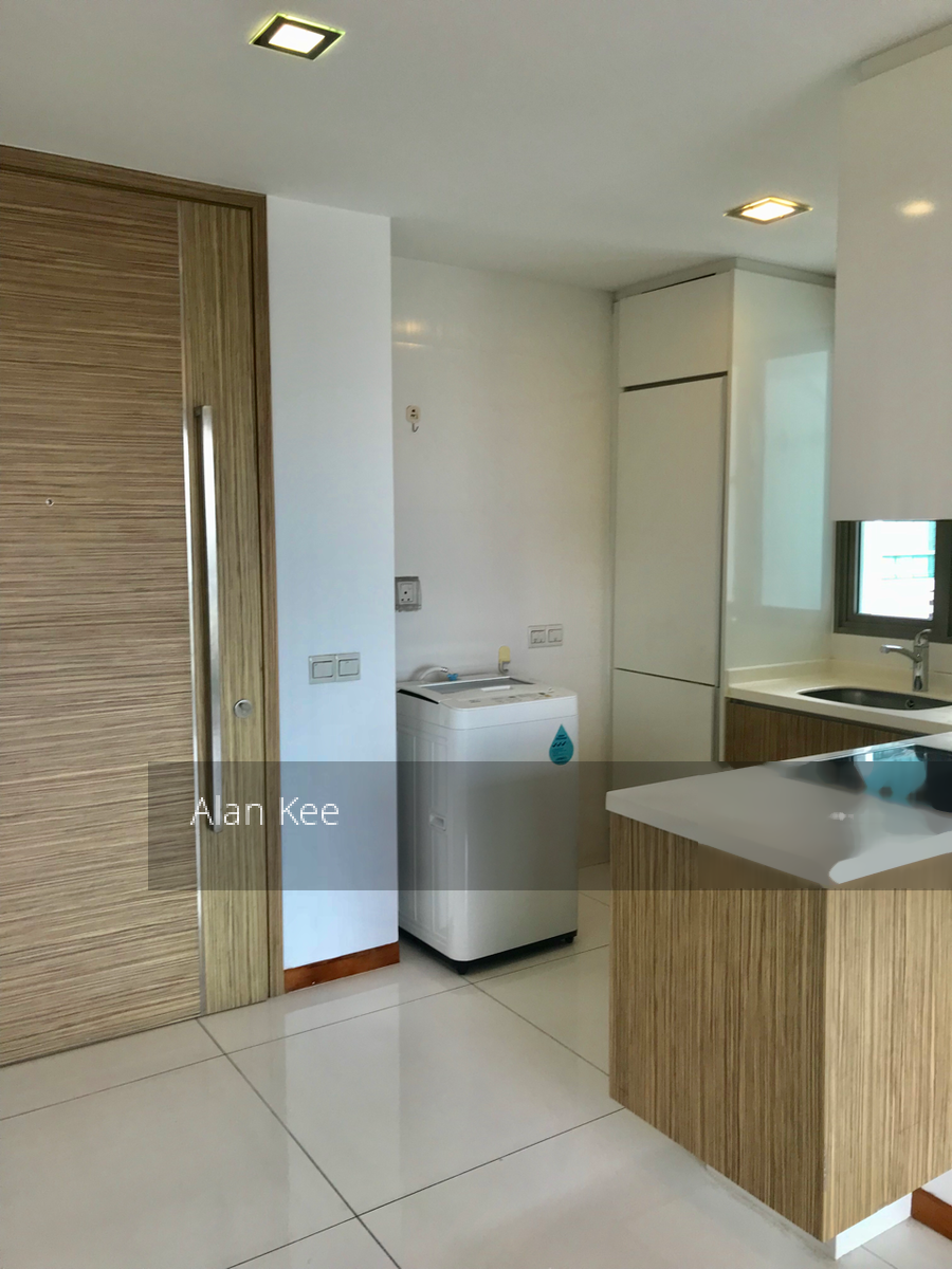 Trevista (D12), Condominium #283140131